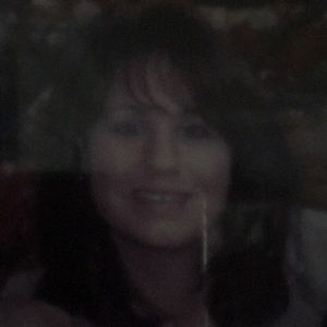 Meet your Posher, Corrine